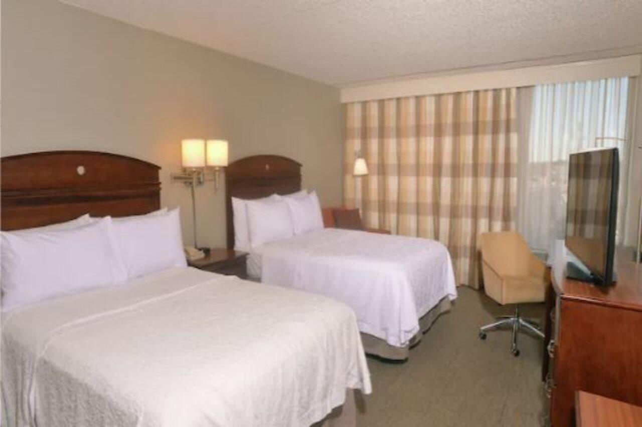 Hampton Inn Springfield-South Dış mekan fotoğraf