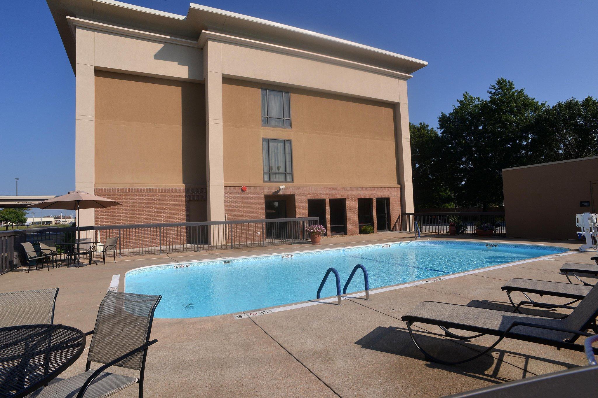 Hampton Inn Springfield-South Dış mekan fotoğraf