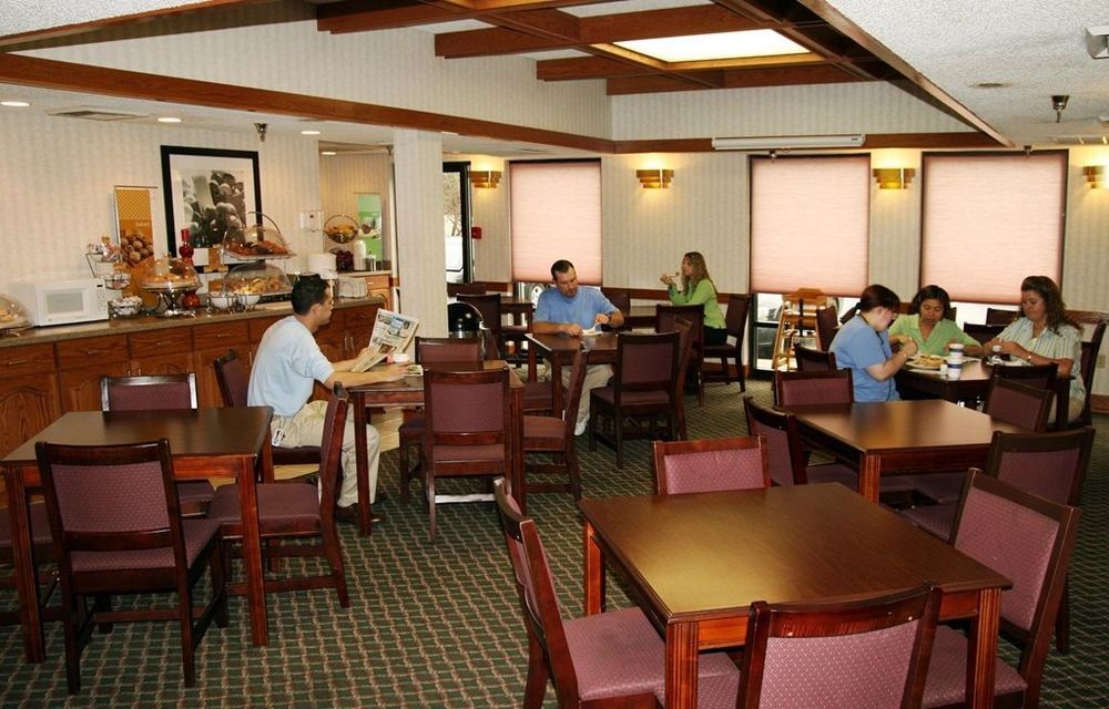 Hampton Inn Springfield-South Restoran fotoğraf
